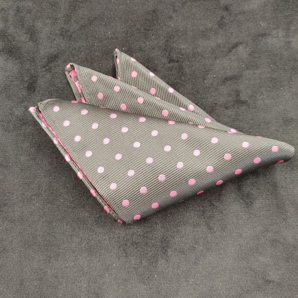 MEN'S FASHION  LAPEL FLOWER WITH HANDMADE STICK PIN WITH COORDINATING HANKY. - Picture 3 of 4